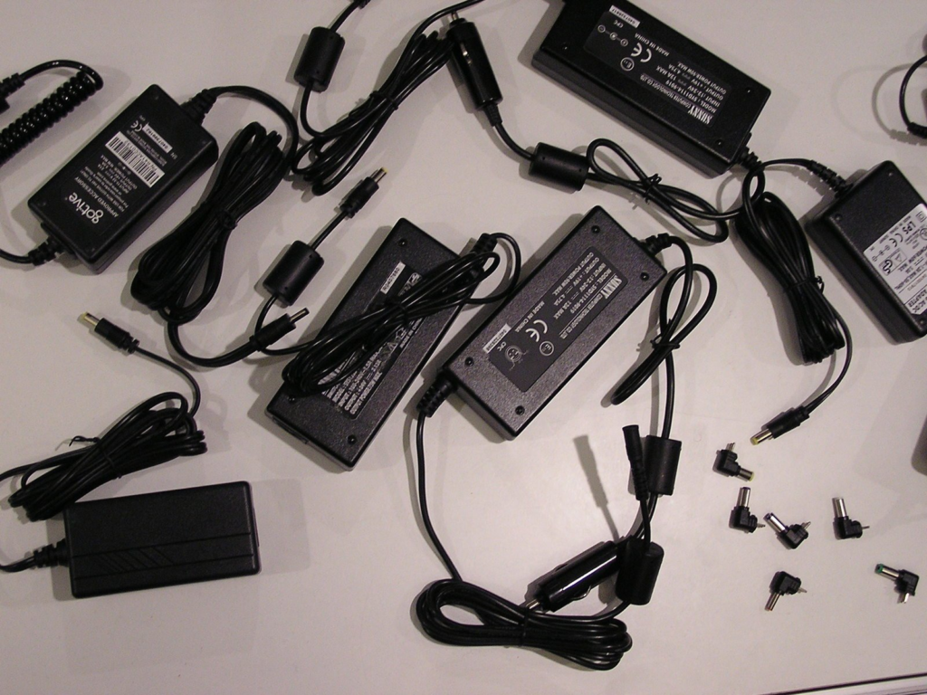 laptop chargers and adapters buying guide